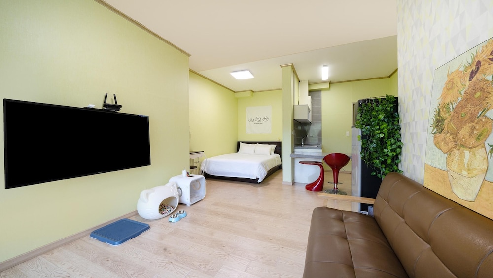 hotel room