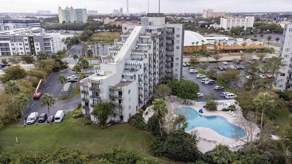 The Enclave Hotel and Suites