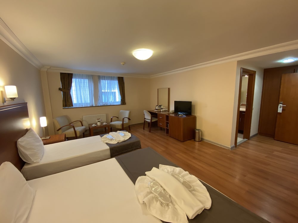 Triada Otel Gayrettepe - Image 17