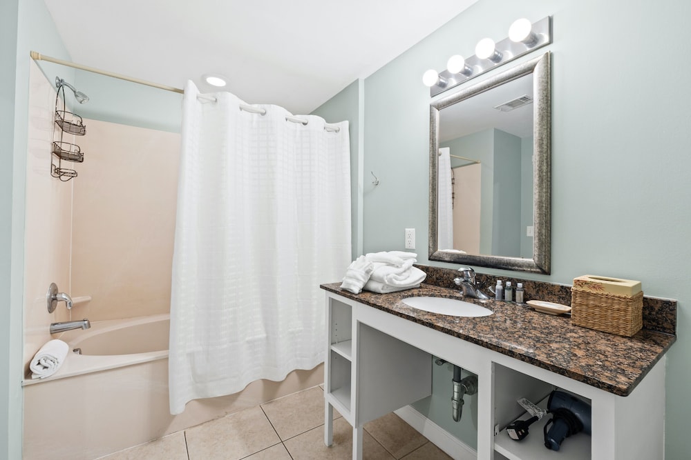 Splash Beach Resort by Panhandle Getaways