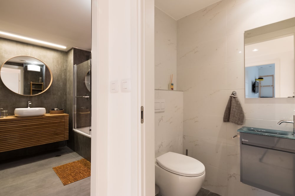 High Class Condo at Marina by FeelHome