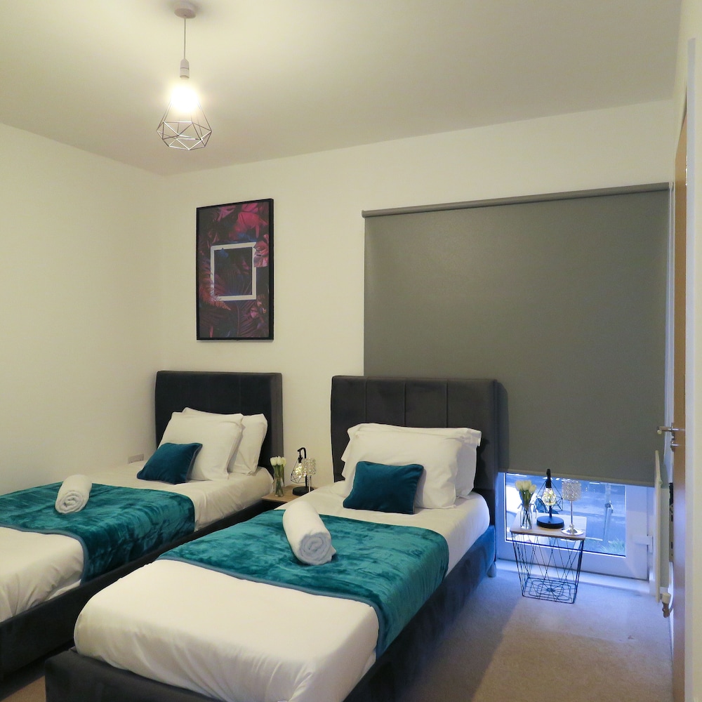 Tudors eSuites Private Garden & Garage view 3