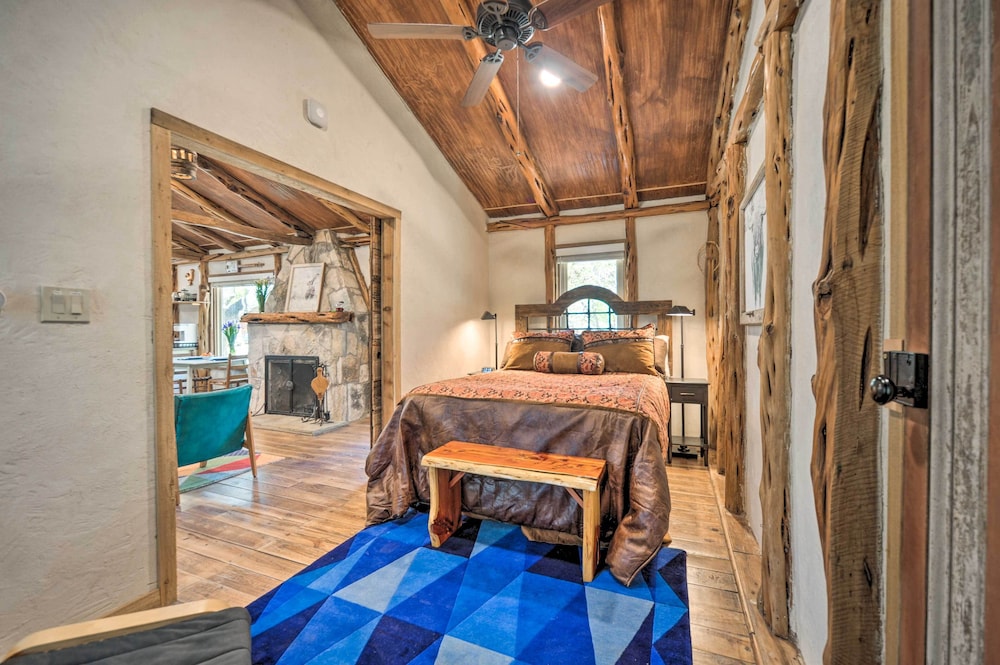 Unique Stay: Historic Home Along Blanco River view 4