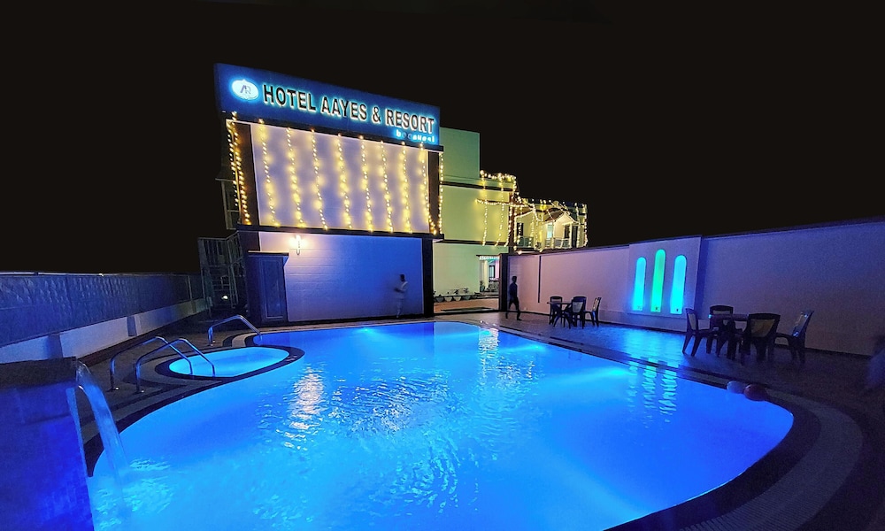 Hotel Aayes & Resort