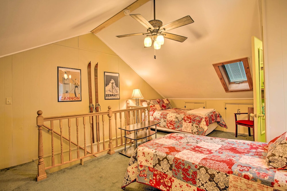 Spacious Bethlehem Mountaintop Home w/ Deck & View