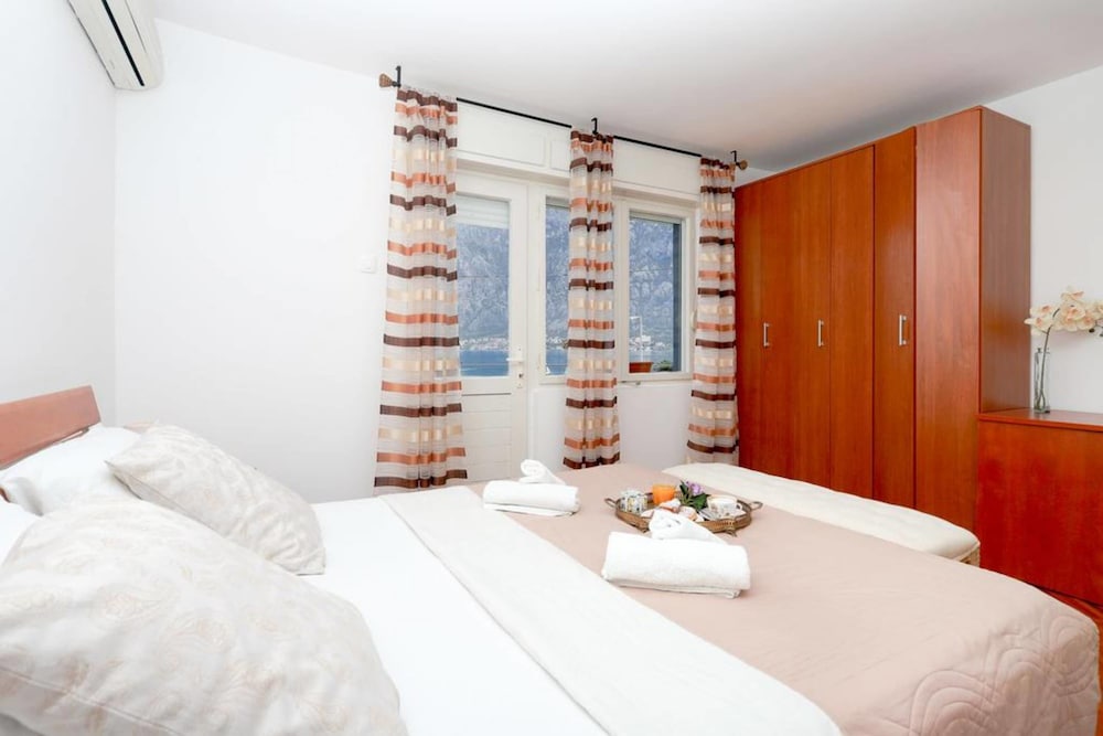 Apartments Ivanovic