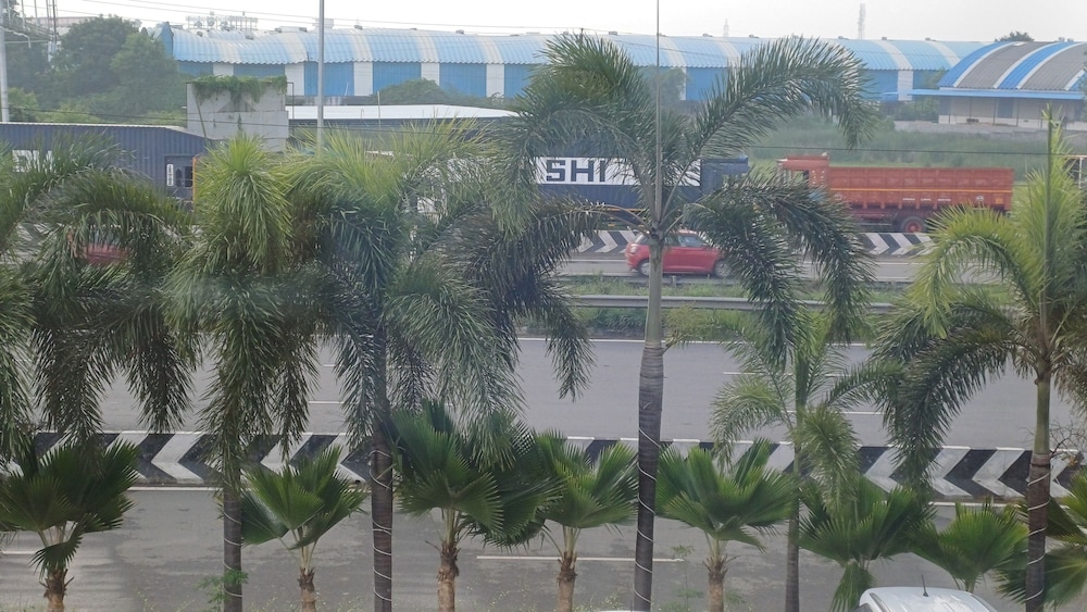Sign Inn Apart Hotel Sriperumbudur