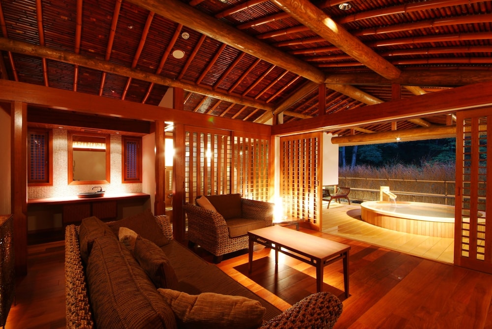 Nishimuraya Hotel Shogetsutei