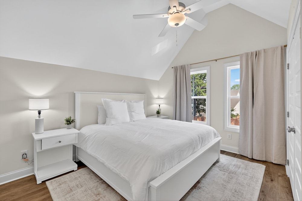 Auburn Gameday Getaway 2 Bedroom Condo
