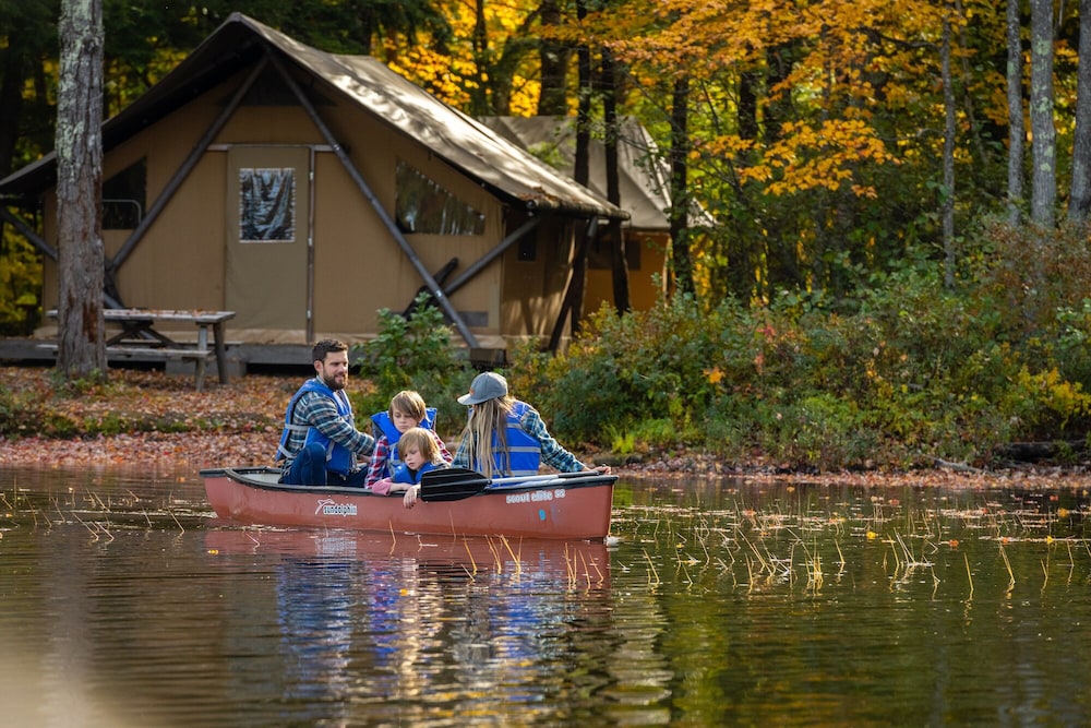 Huttopia Les 2 Lacs - Laurentides