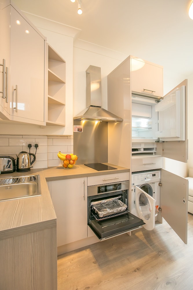 St Stephen's Green District Apartments 2