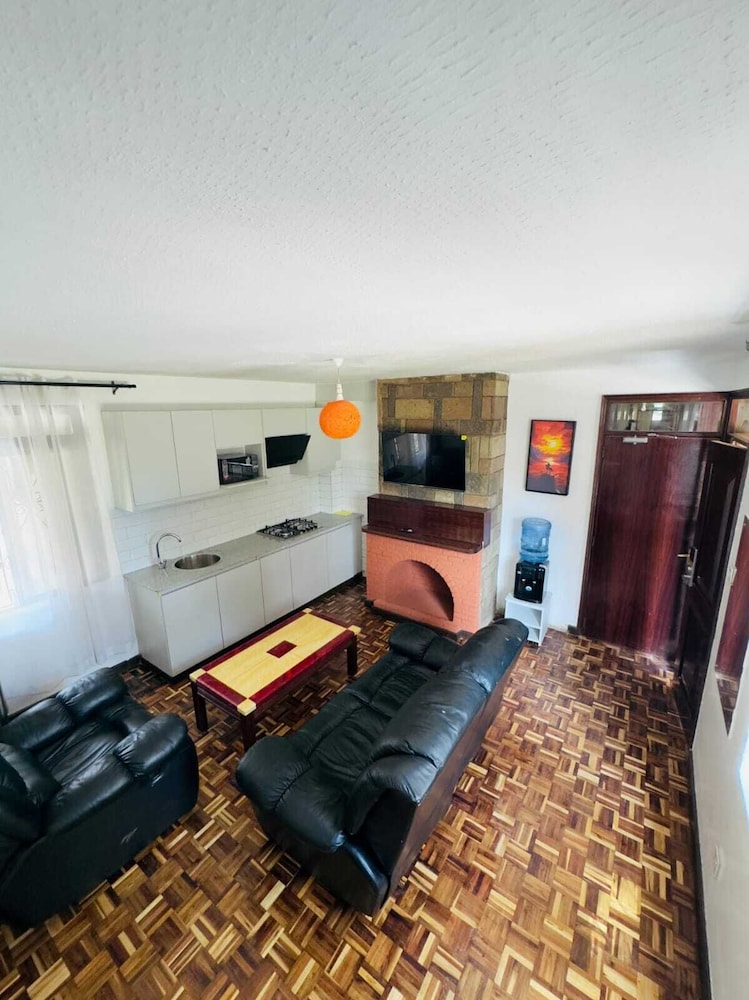 Lux Suites Hostpoa Airbnb's Eldoret