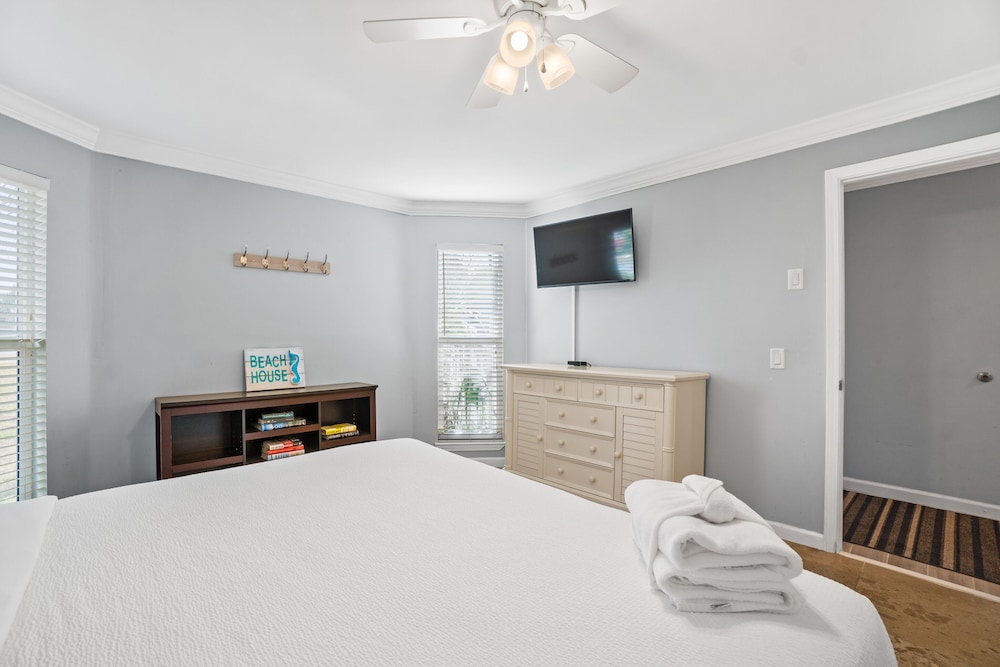 Harbur Arms by Panhandle Getaways view 5