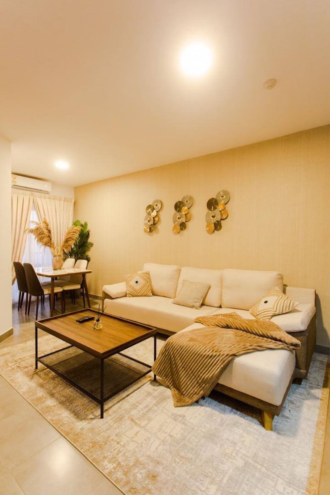 Accra Luxury Apartments at Oasis Park - Image 4
