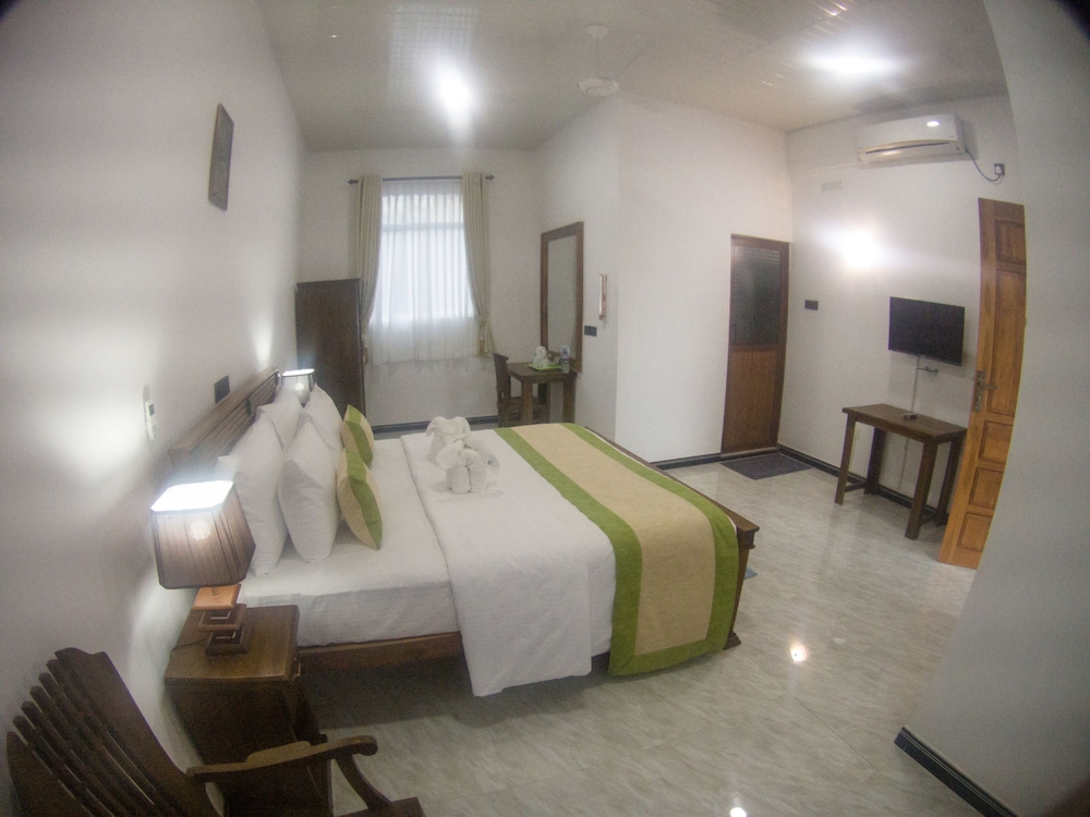 L's Lanka view 2