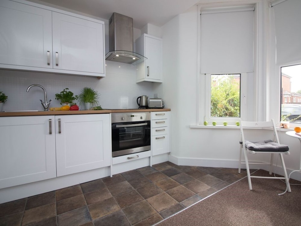 Beddoe Apartments