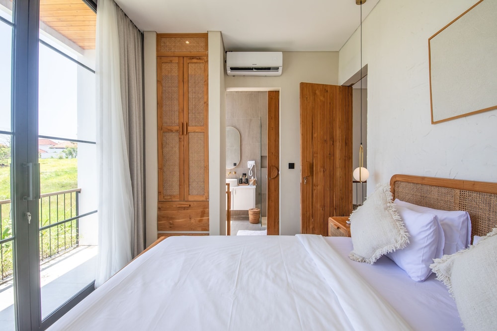 San Marco Modern 2br Villas Beach 5mins Canggu