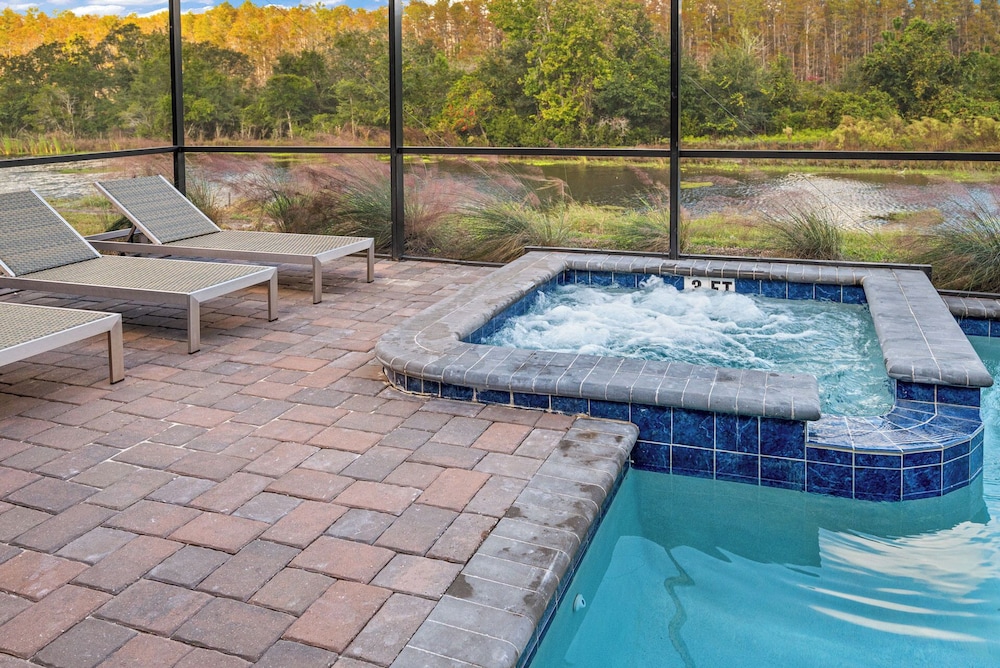 Awesome 8BR Villa Disney Arcade Pool