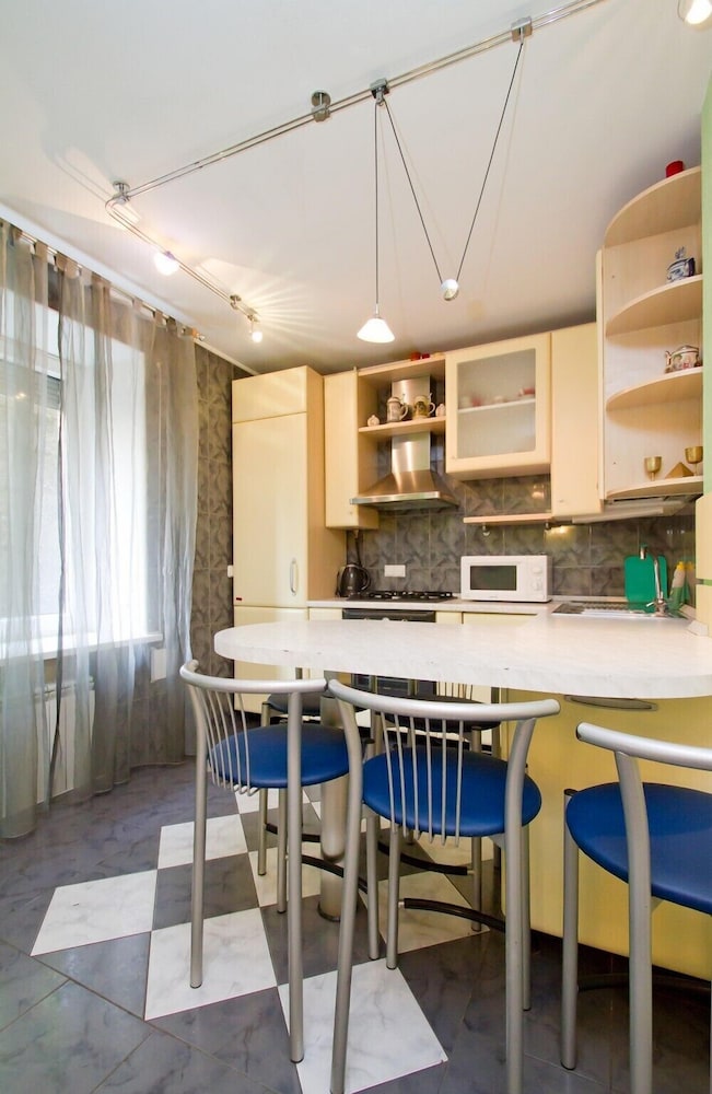 Alma Apartments