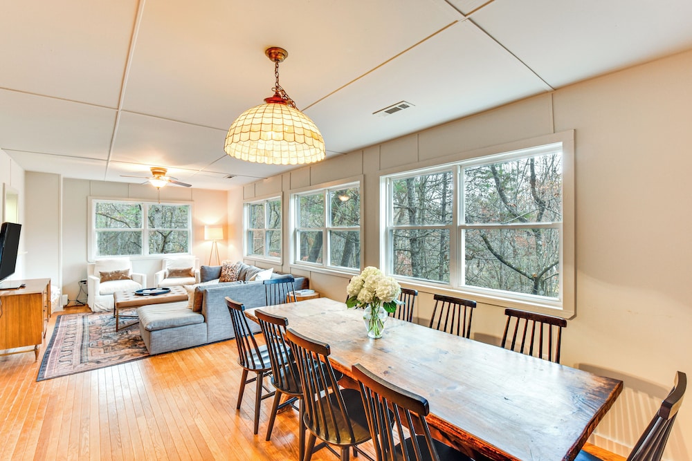 1 Mi to Beach: Lake Rabun Home w/ Carriage House