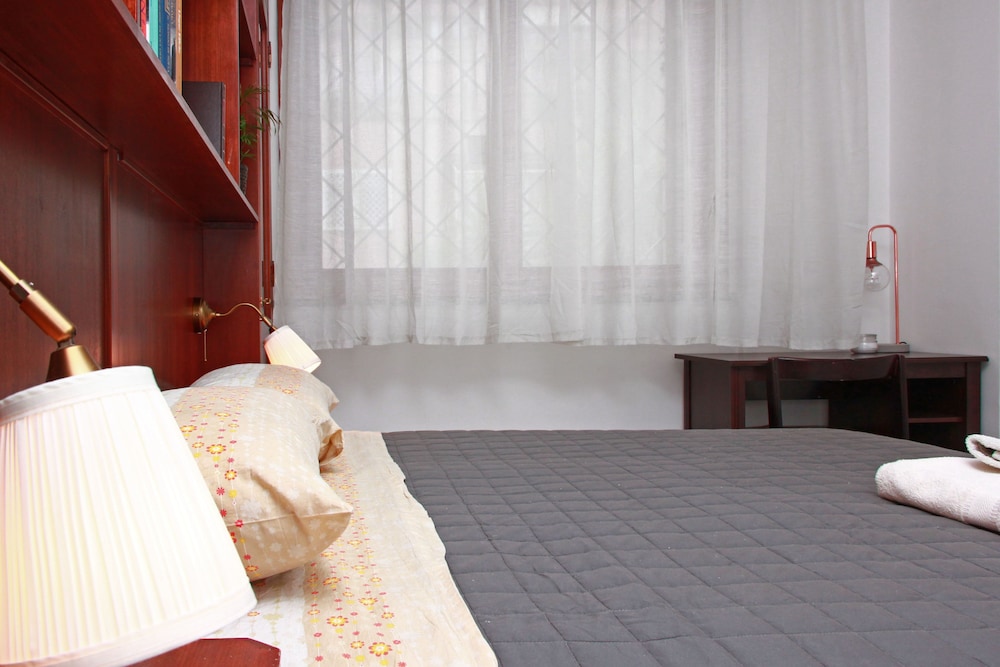 Books Beds & Breakfast