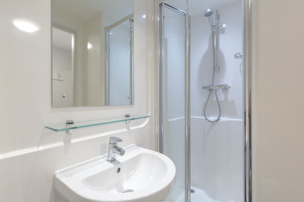 JOIVY Affordable Edinburgh - Adults only view 3