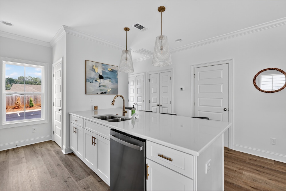 Auburn Gameday Getaway 2 Bedroom Condo