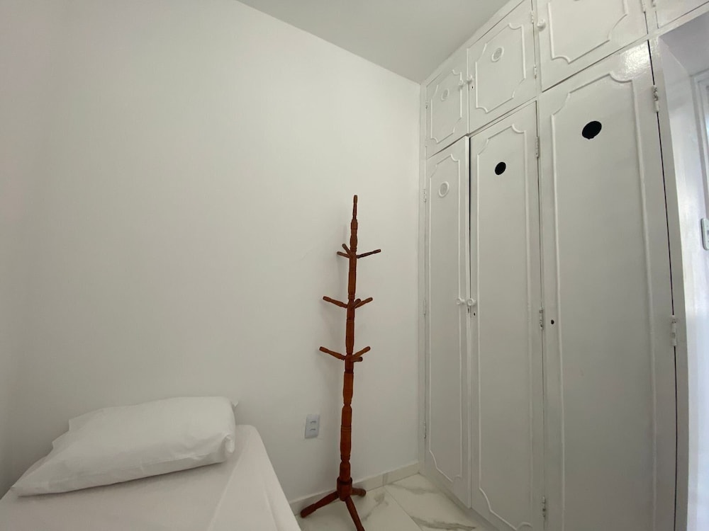 3-bedroom Apt and Ocean View Edi0302