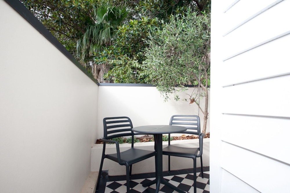 Chic and Characterful Studio Apartment