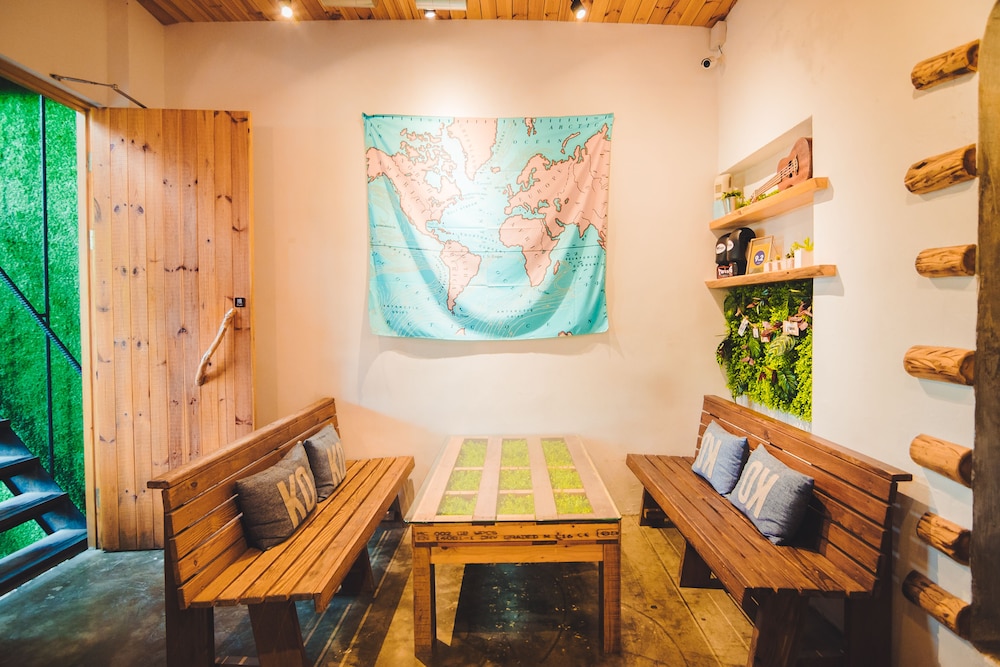 返璞歸真KO hostel 墾丁背包客棧