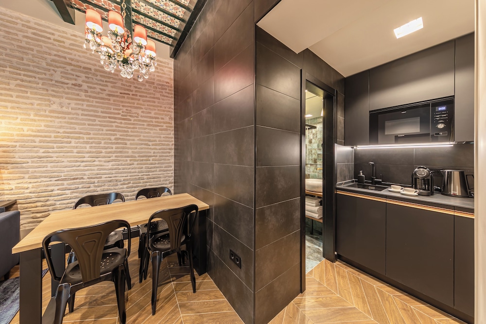 Casa 1862 Heritage Suites by Stay Unique