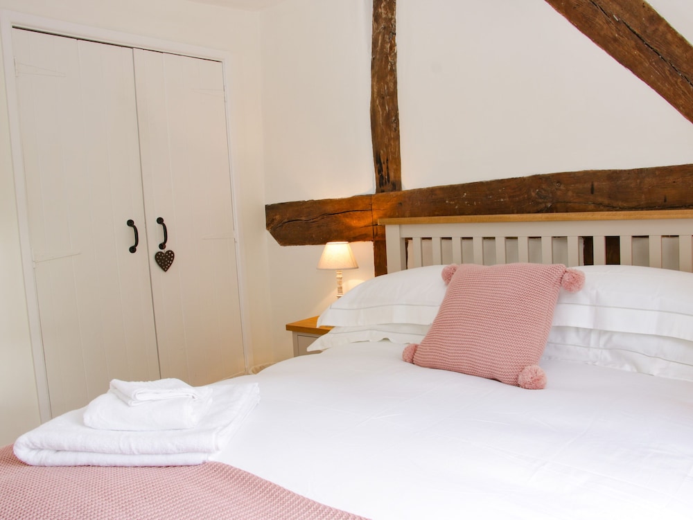 Wattle Cottage