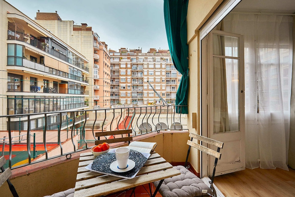 BBarcelona Calabria Flat