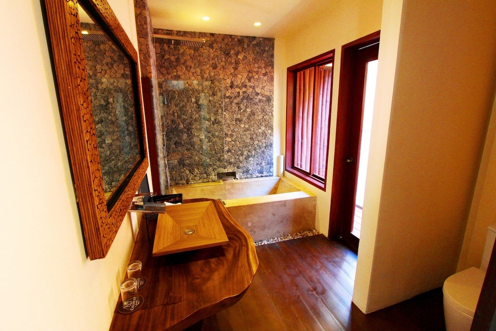 Cauayan Island Resort