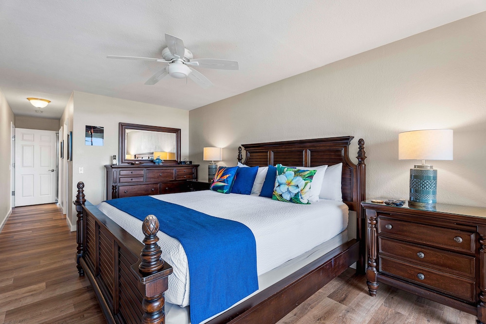 Easy Walk to Village - Air-conditioning - Ocean View - Wifi - Vrkcv