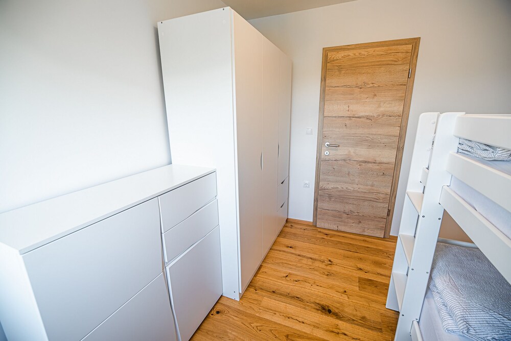 Vineyard Holiday House Kerin view 4