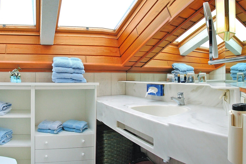 Chalet in Dienten by Ski Slopes & Wellness