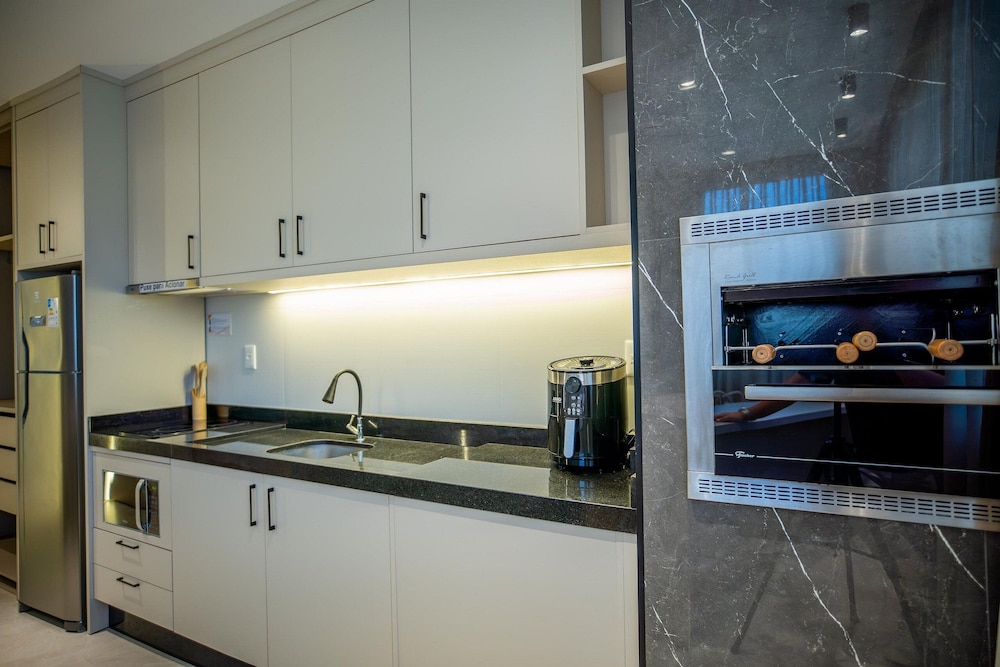Elegance Residence