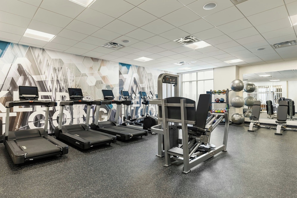 Springhill Suites By Marriott Fargo