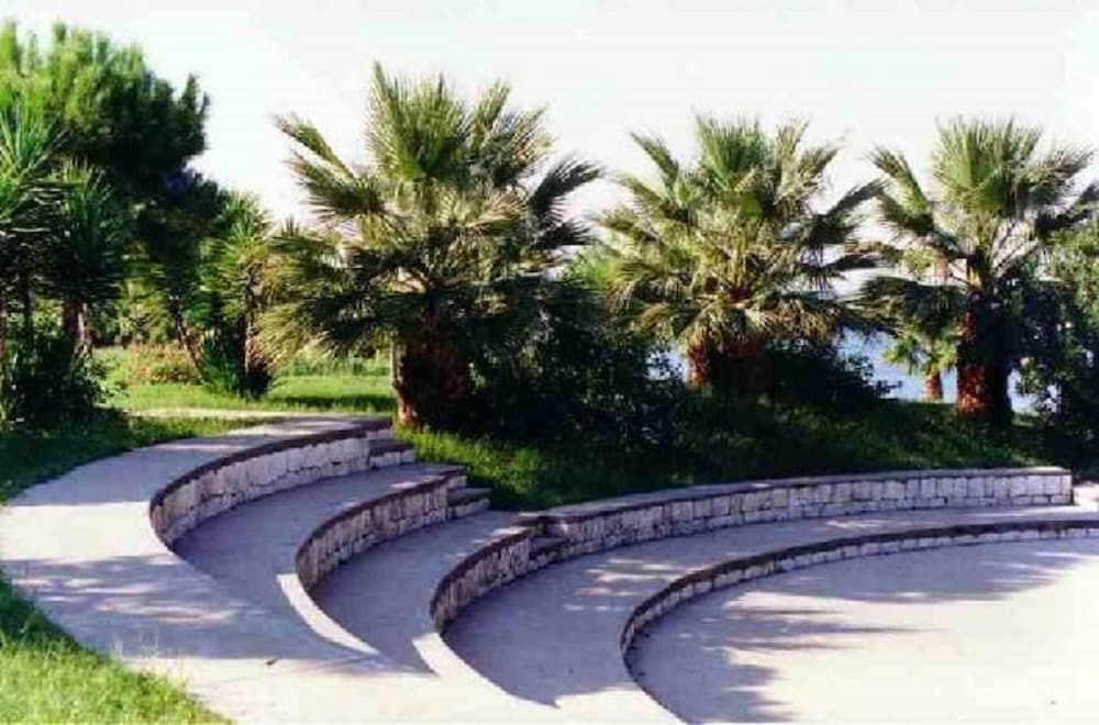 Type B Superieur in Brucoli en Augusta
