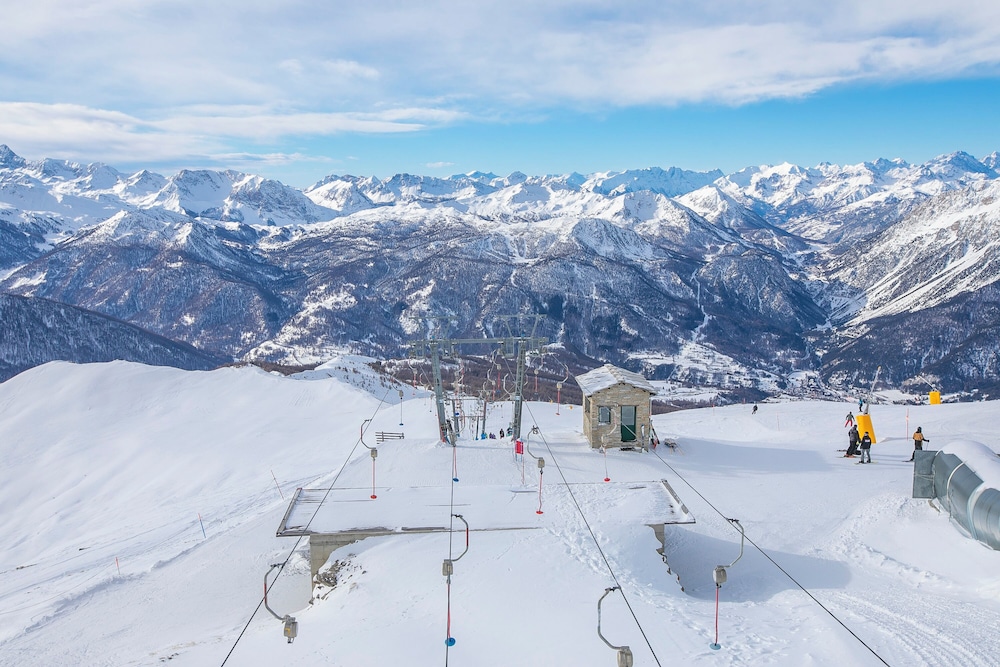 Sestriere Terrace Apt Few Steps From Ski