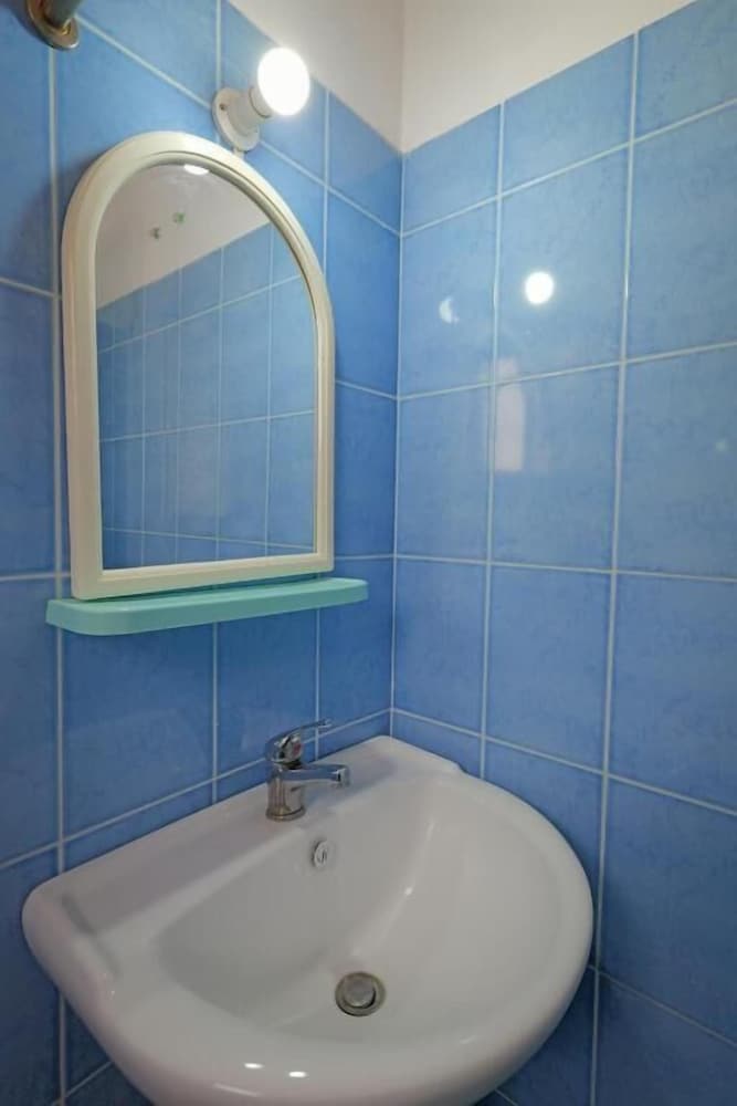 Vila Xhovani