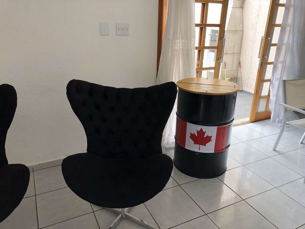 Brazil & France Hostel and House Inn