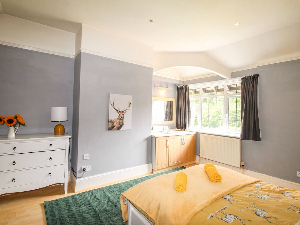 Deer Leap House