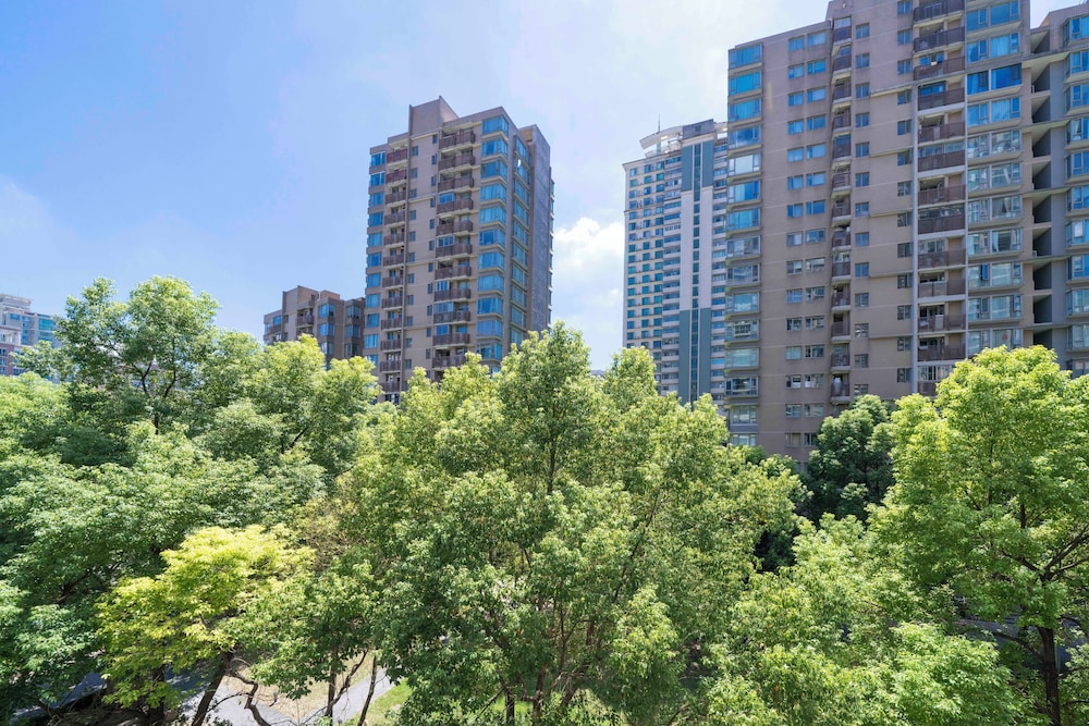 Tyms Cozy 3BR 2BA Escape Yongxin Century