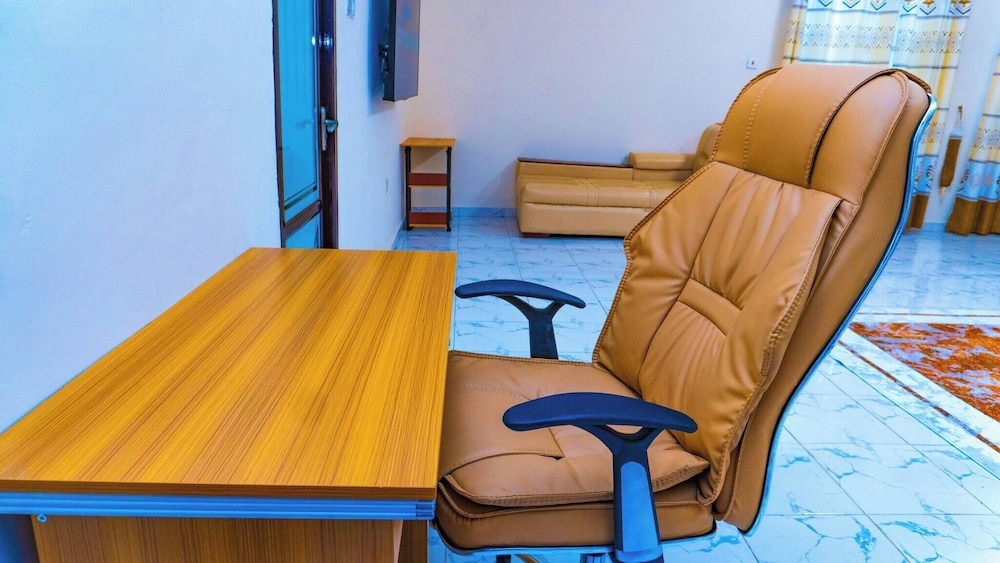 Digi Six-bedroom Accra Luxury Home at East Legon