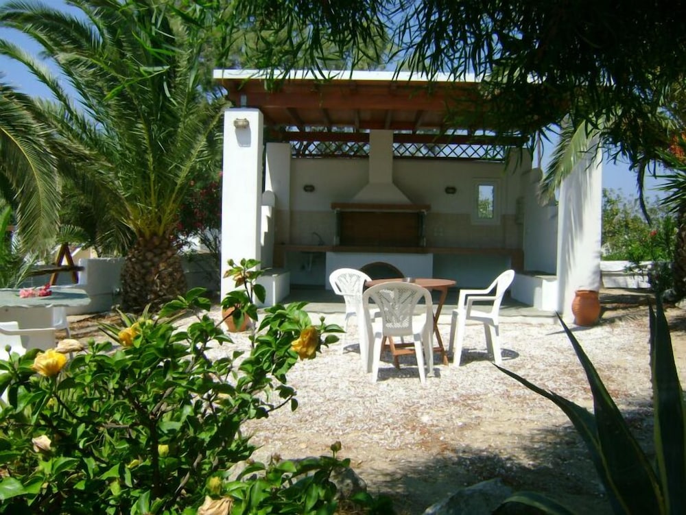 Zanneta Apartments and Suites