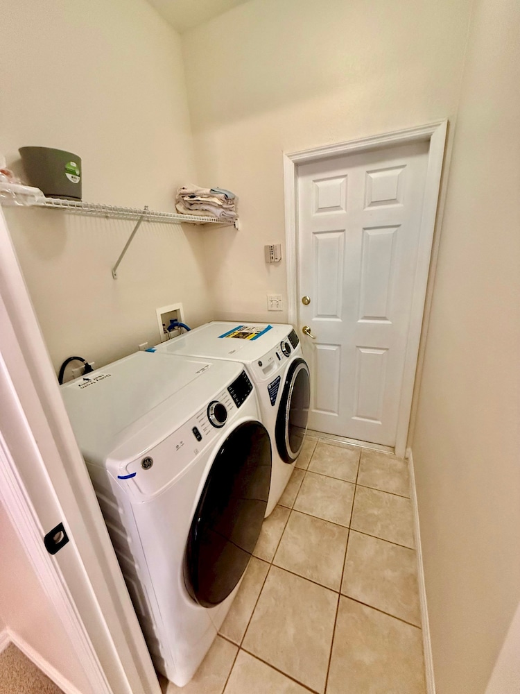 The Grand Village 4BR Pool Home Near Disney Parks