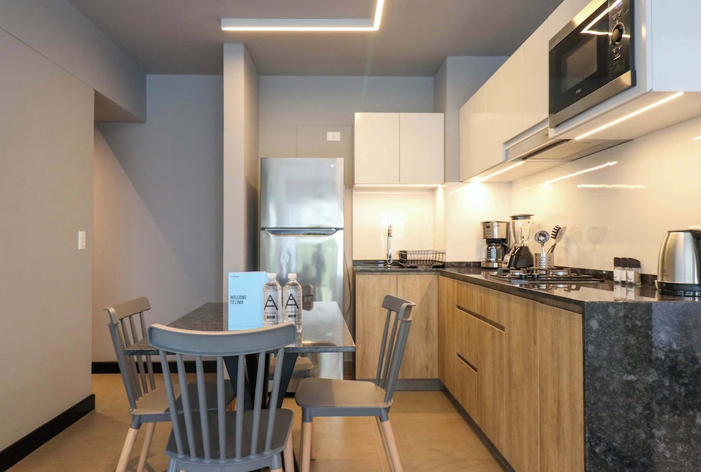 w Stylish 1BR w Balcony in San Isidro