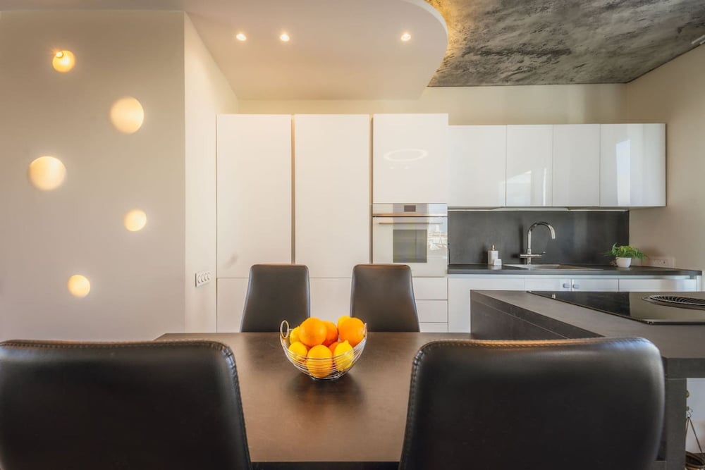 Balanzone s Creative Penthouse